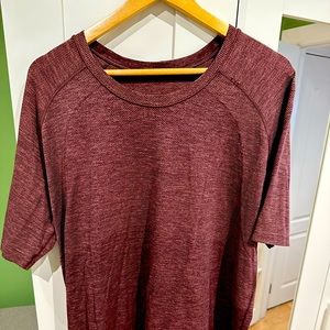 Men’s xxl lululemon shirt
